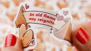 Ultra Glossy Glitter Finish