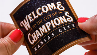 Ultra Glossy Glitter Finish